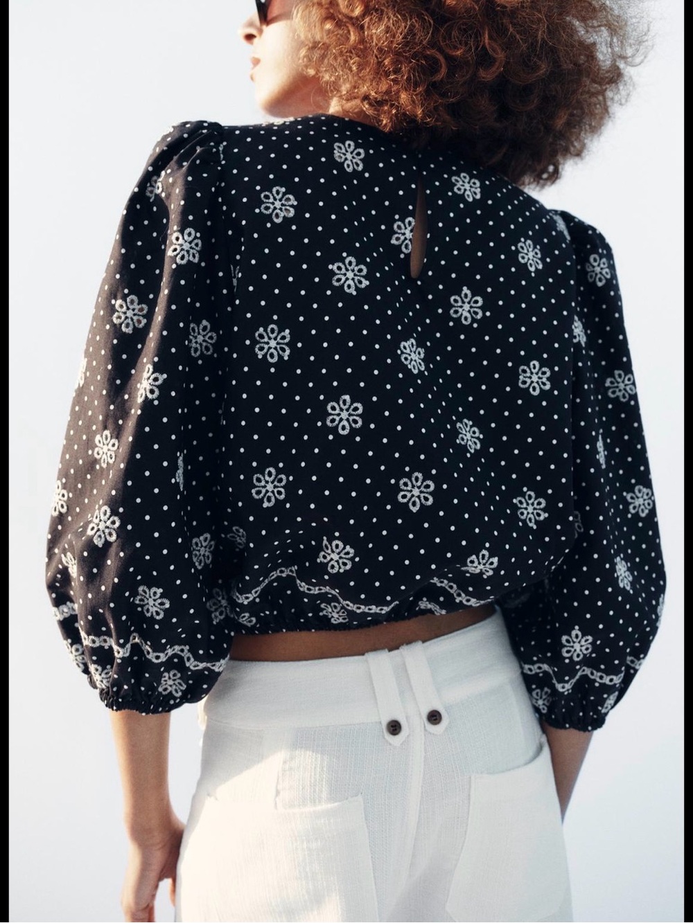 NWT Zara Women's Navy & White Embroidered Puff-Sleeve Blouse - Picture 2 of 8